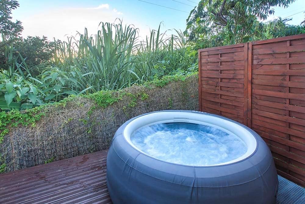 L'Escapade Creole Jacuzzi Privatif Bungalow Bananier Saint-Joseph Exterior foto